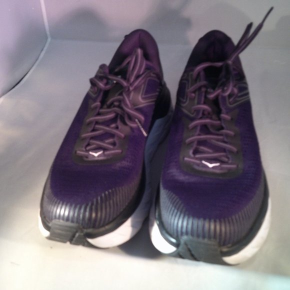 shoes - Picture 3 of 4